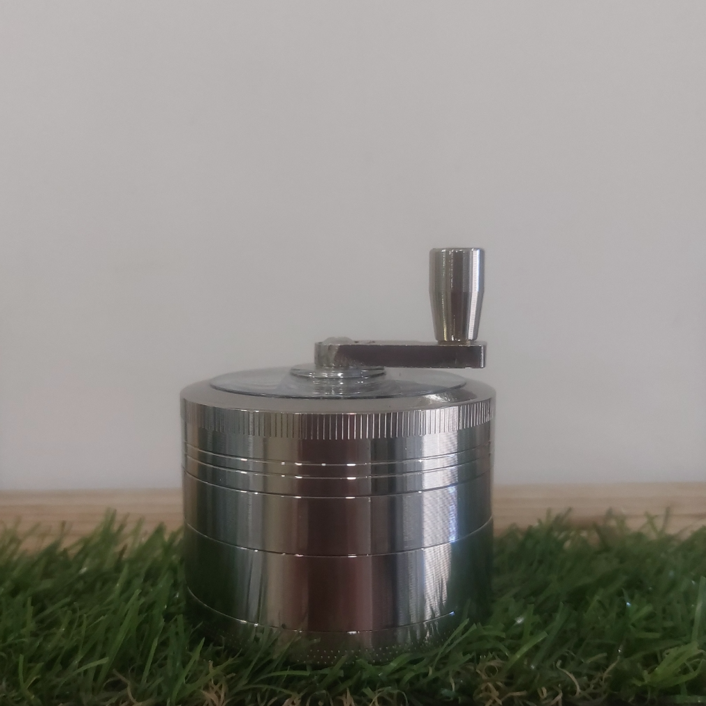 Grinder in metallo