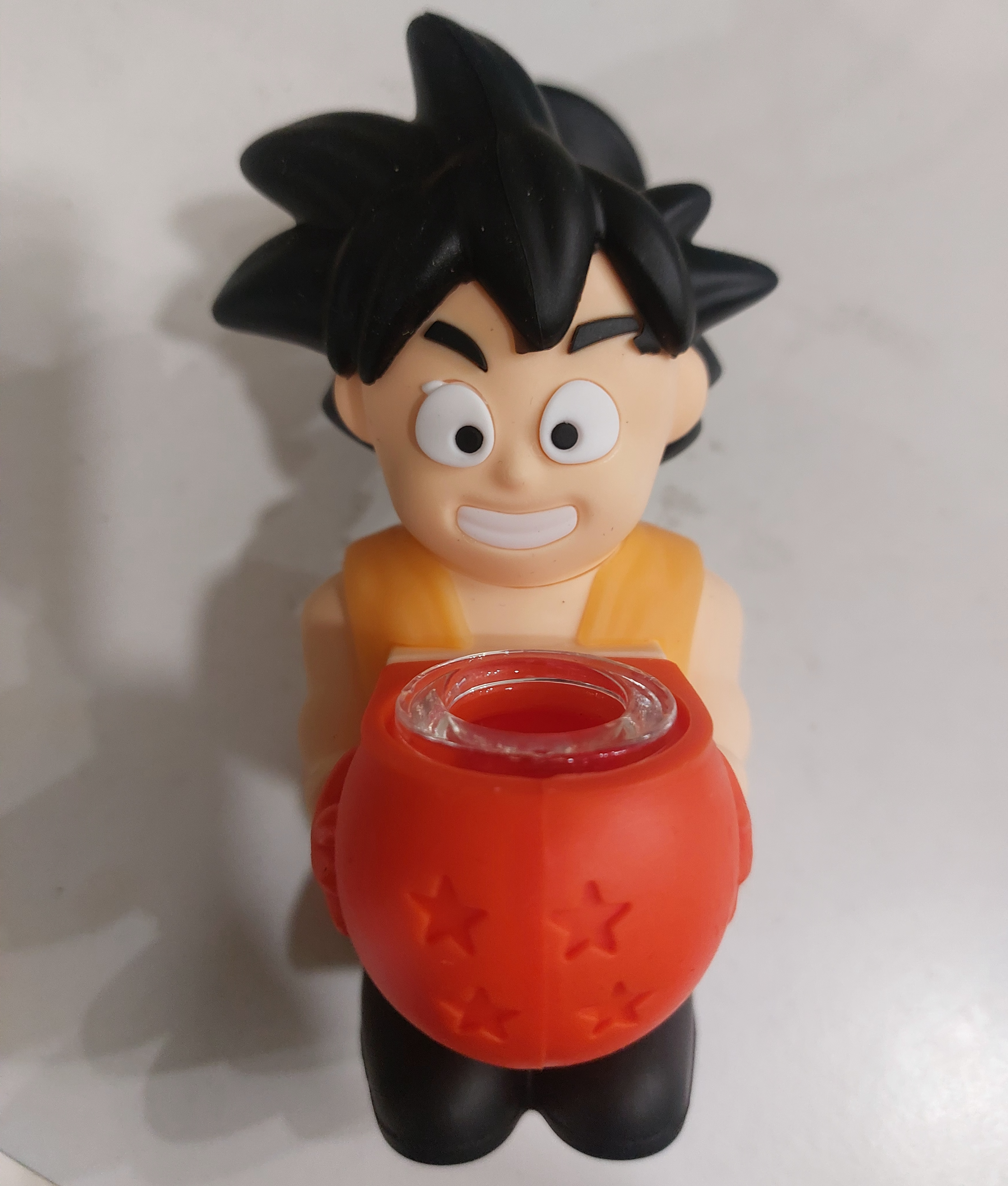 Goku bong in silicone
